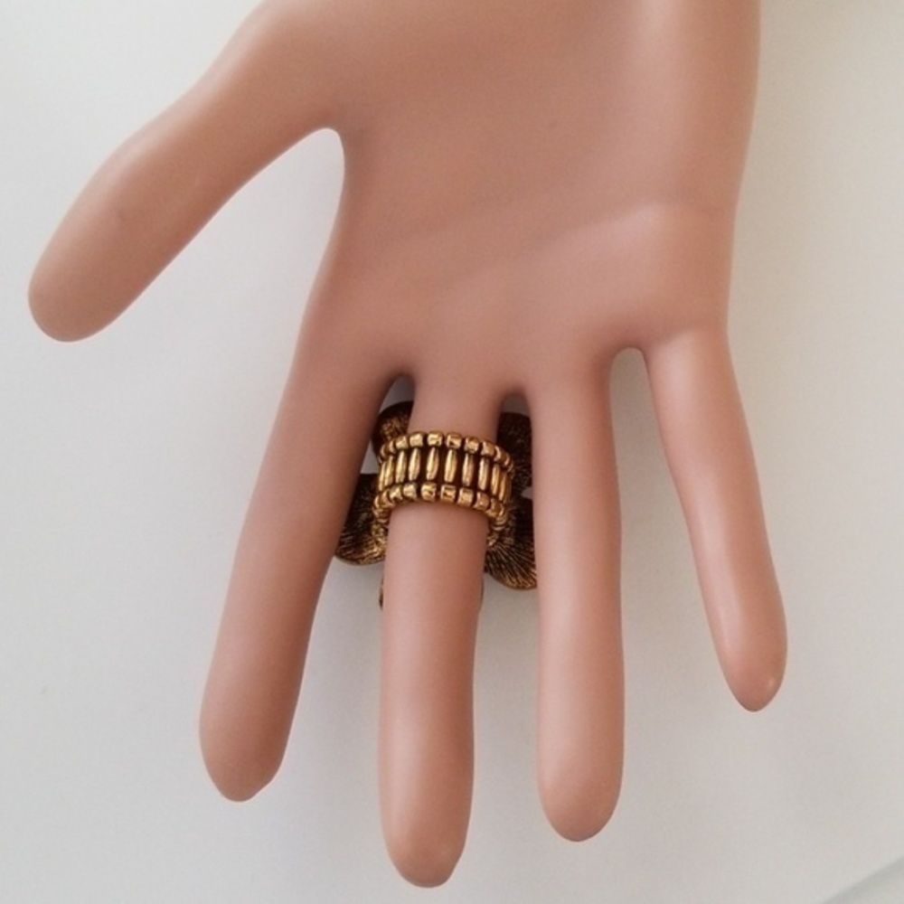 Gold & Pearl Flower Ring - Picture 2 of 2